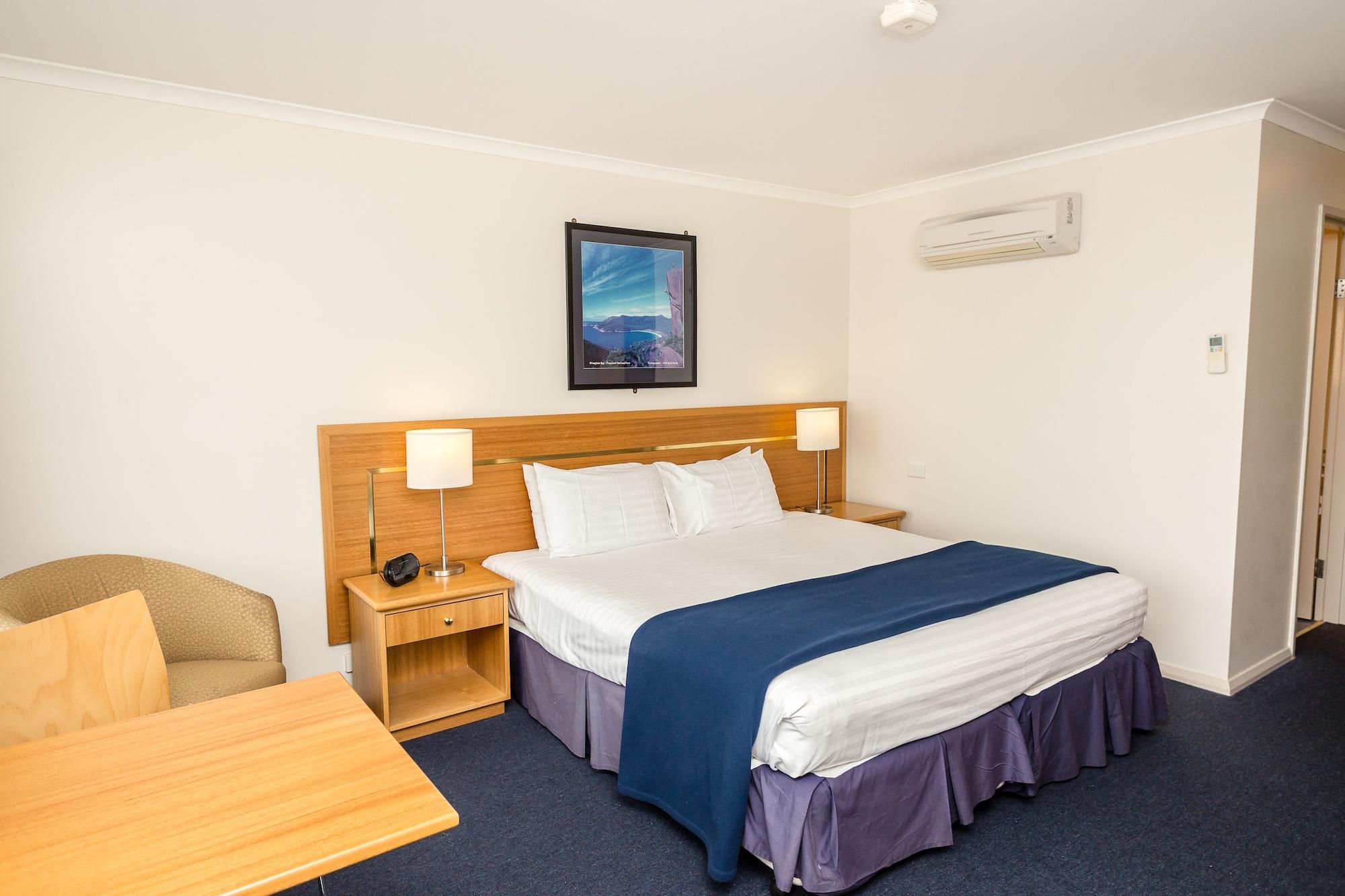Edgewater Hotel Devonport Exterior photo