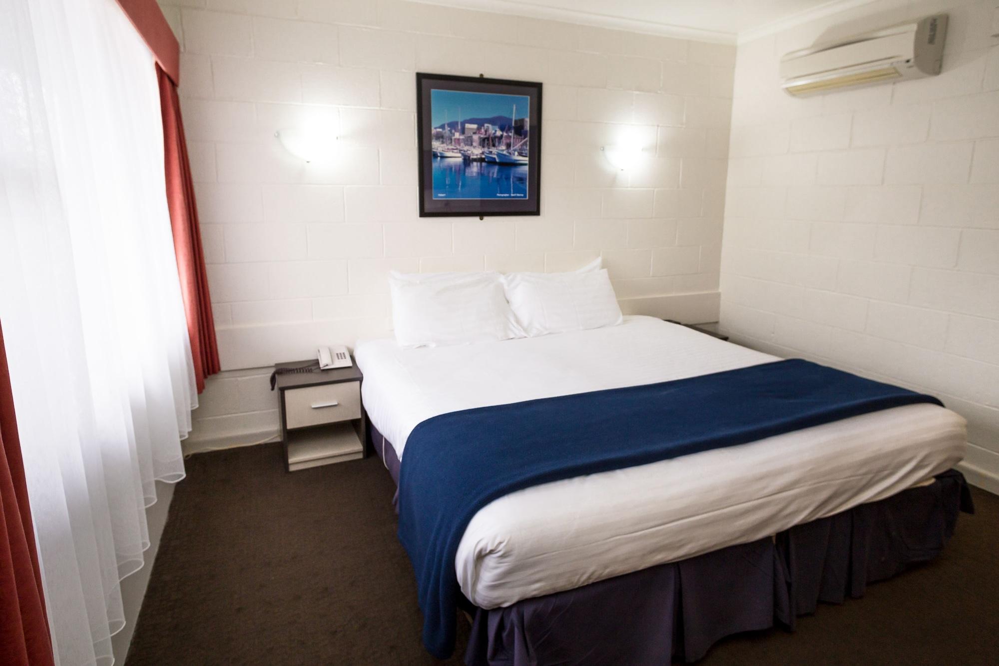 Edgewater Hotel Devonport Exterior photo
